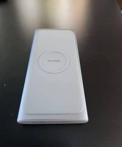 Samsung Wireless Battery Pack 10,000mAh – Fast Charge Type-C