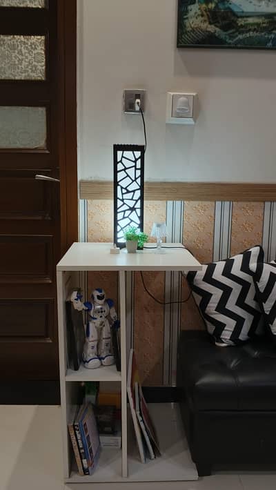 white study table