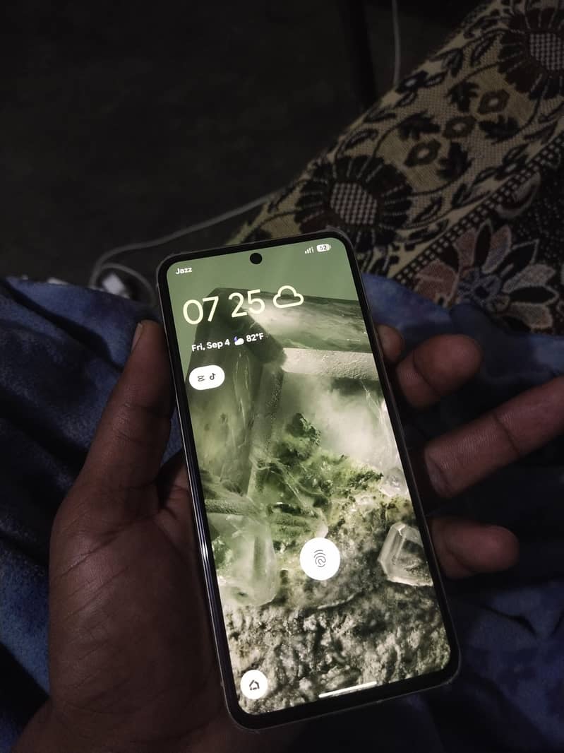 Google Pixel 8 1