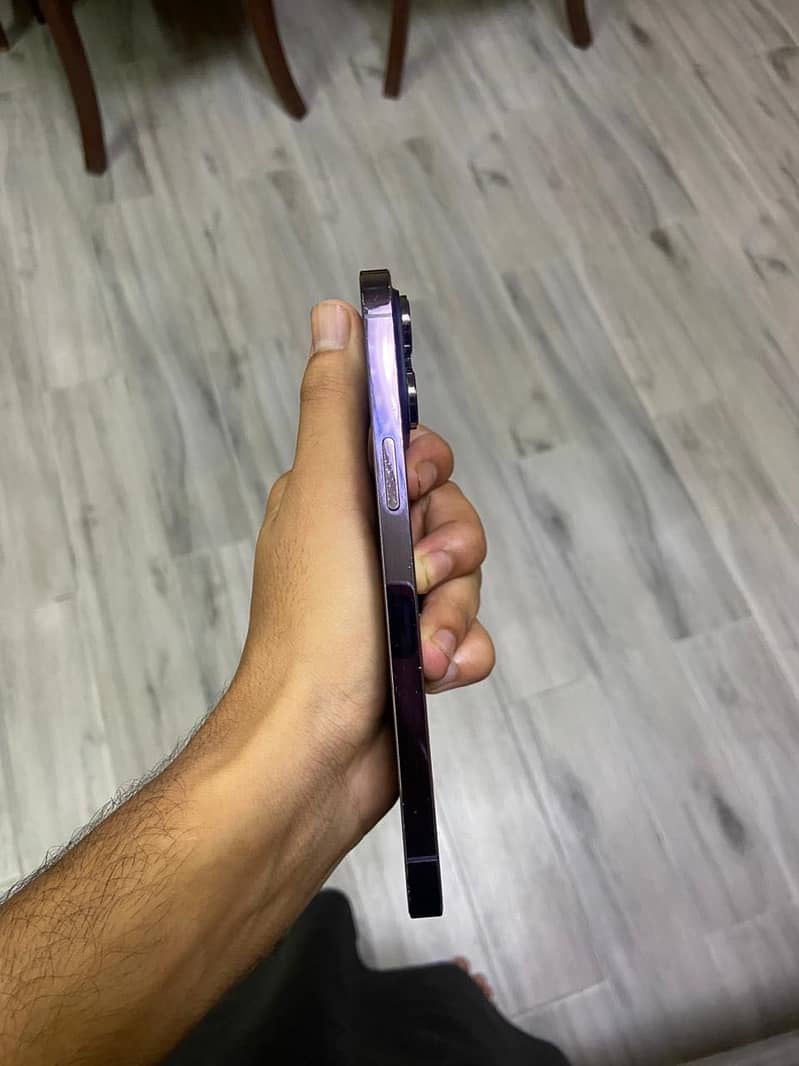 Apple iPhone 14 Pro Max 1
