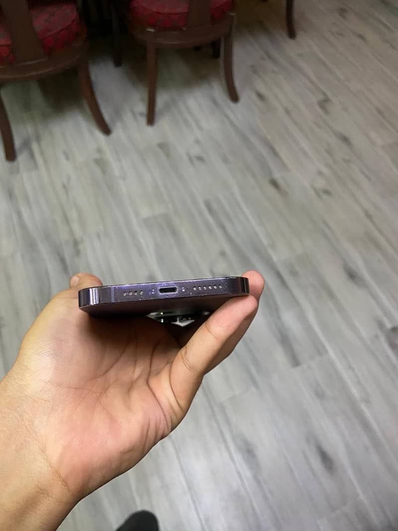 Apple iPhone 14 Pro Max 6