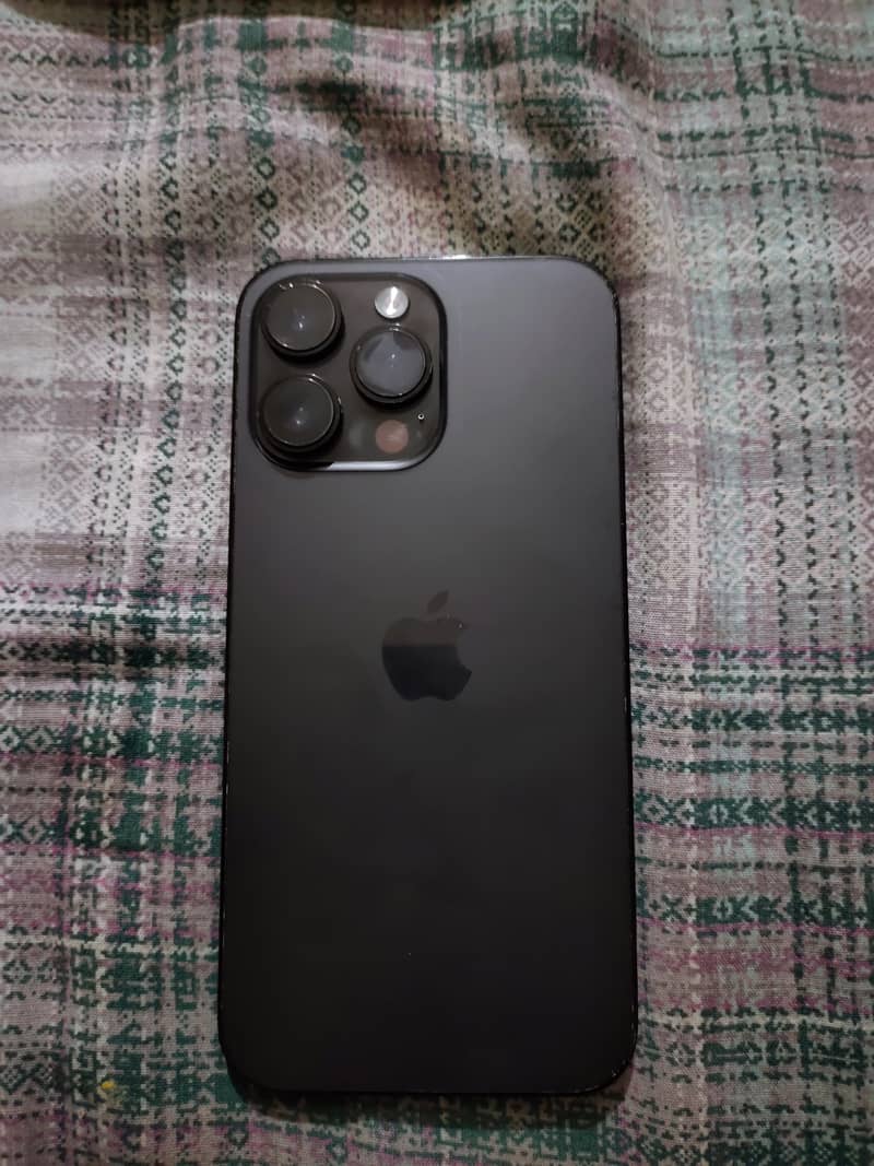 Iphone 14 pro max 1