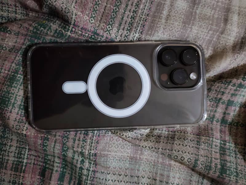 Iphone 14 pro max 3