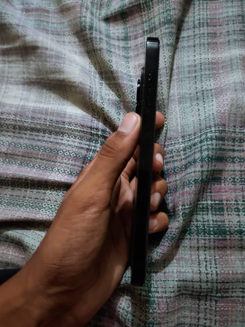 Iphone 14 pro max 6