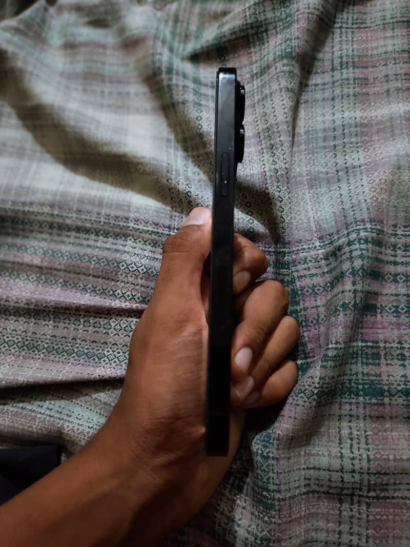 Iphone 14 pro max 7