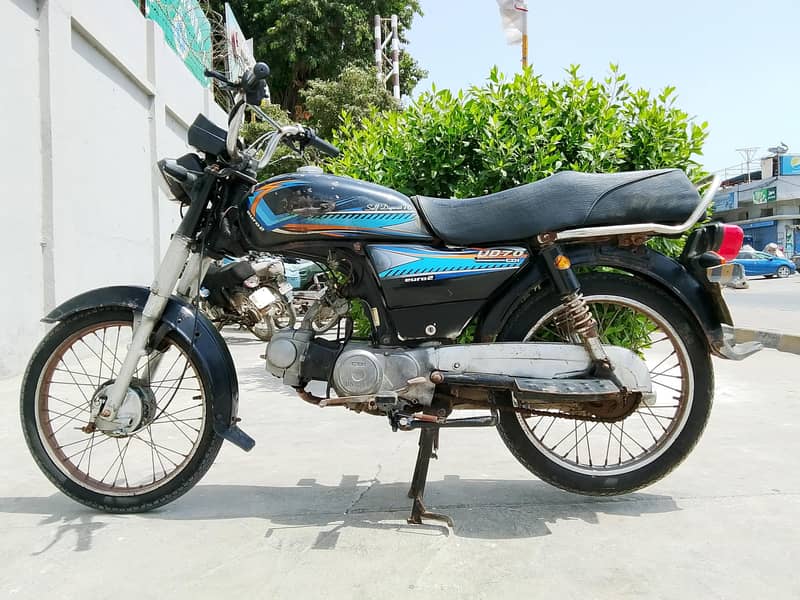 unique cd 70 2