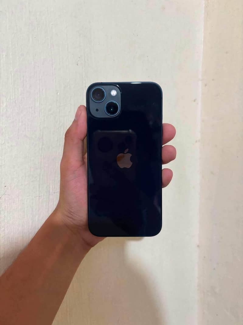 Apple iPhone 13 2