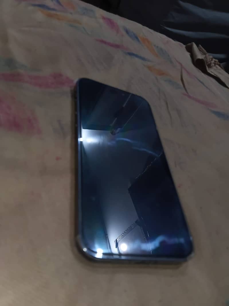Iphone 14 pro max 1