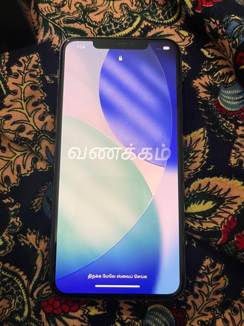 Apple iPhone 11 Pro Max 2
