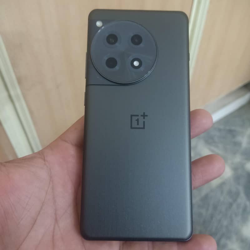 One Plus 12R 7