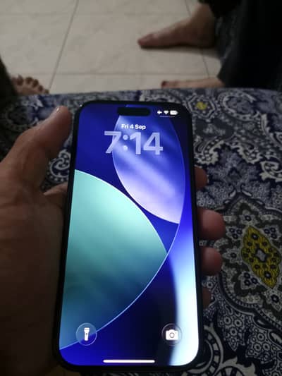 Apple iPhone 15