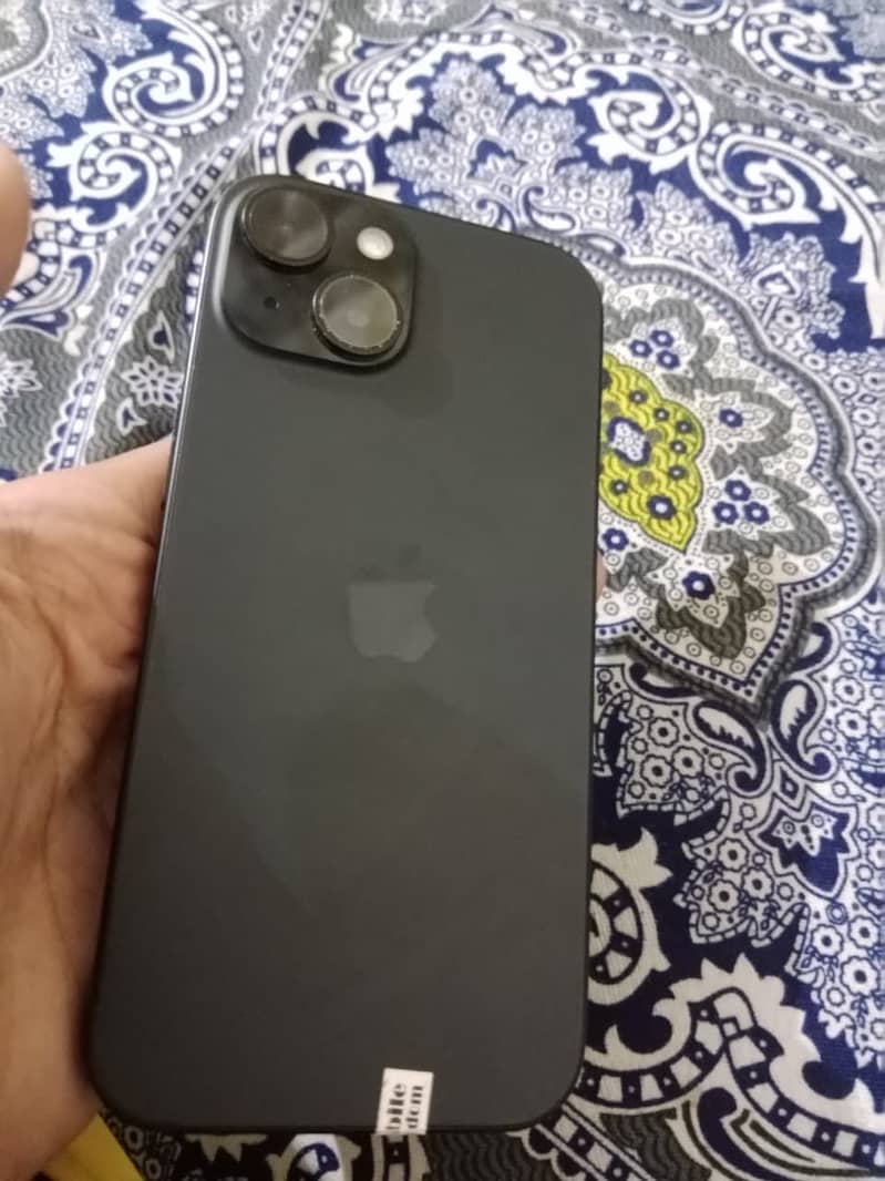Apple iPhone 15 1