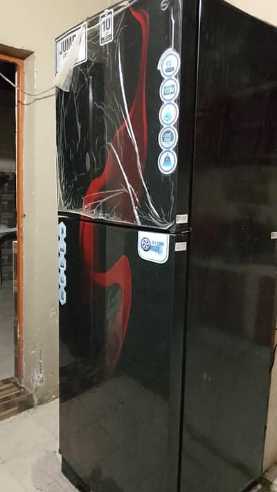 Jambo size fridge Pel
