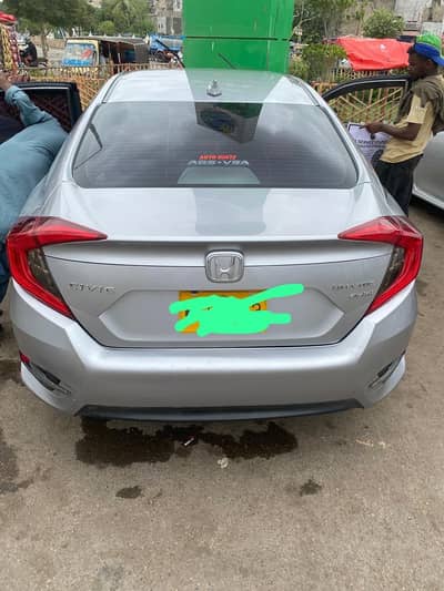Honda Civic VTEC Oriel 2017 – For Sale in Karachi
