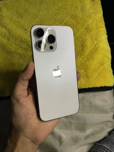 iPhone 14 Pro Max 256gb white colour
