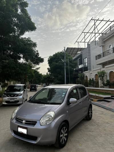 Toyota Passo X Package