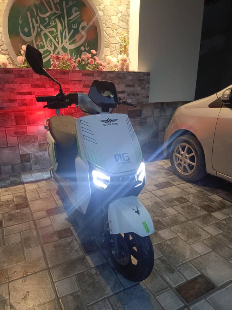 scooty 1
