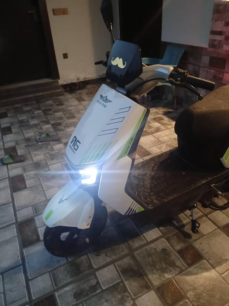 scooty 2