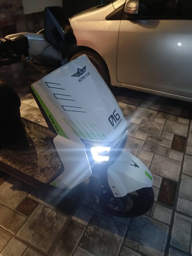 scooty 6