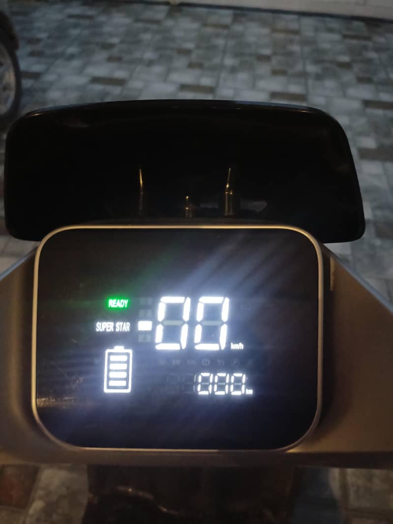 scooty 9