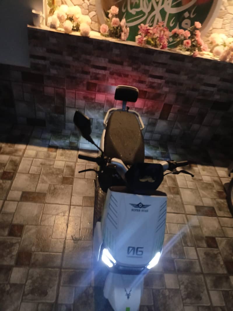 scooty 12
