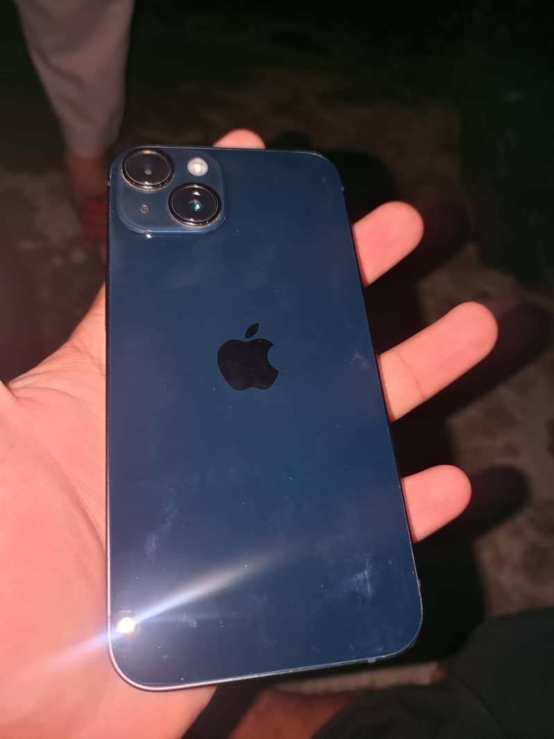 Apple iPhone 14 3
