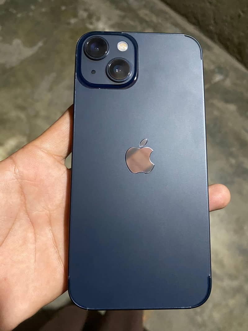 Apple iPhone 13 1