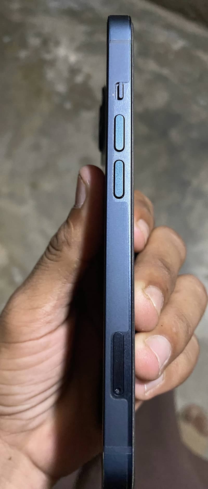 Apple iPhone 13 4