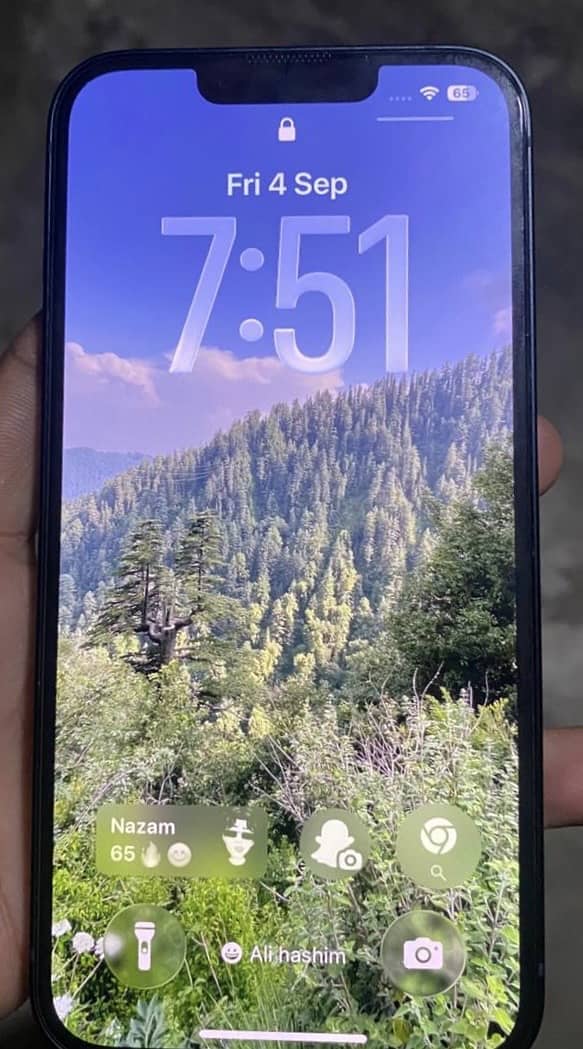 Apple iPhone 13 6