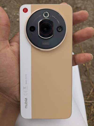 Nubia Focus pro 5G