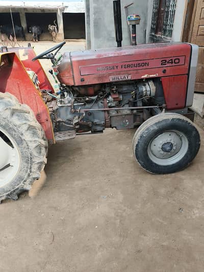 tractor 3003 model location Sialkot what's app number 03034221700