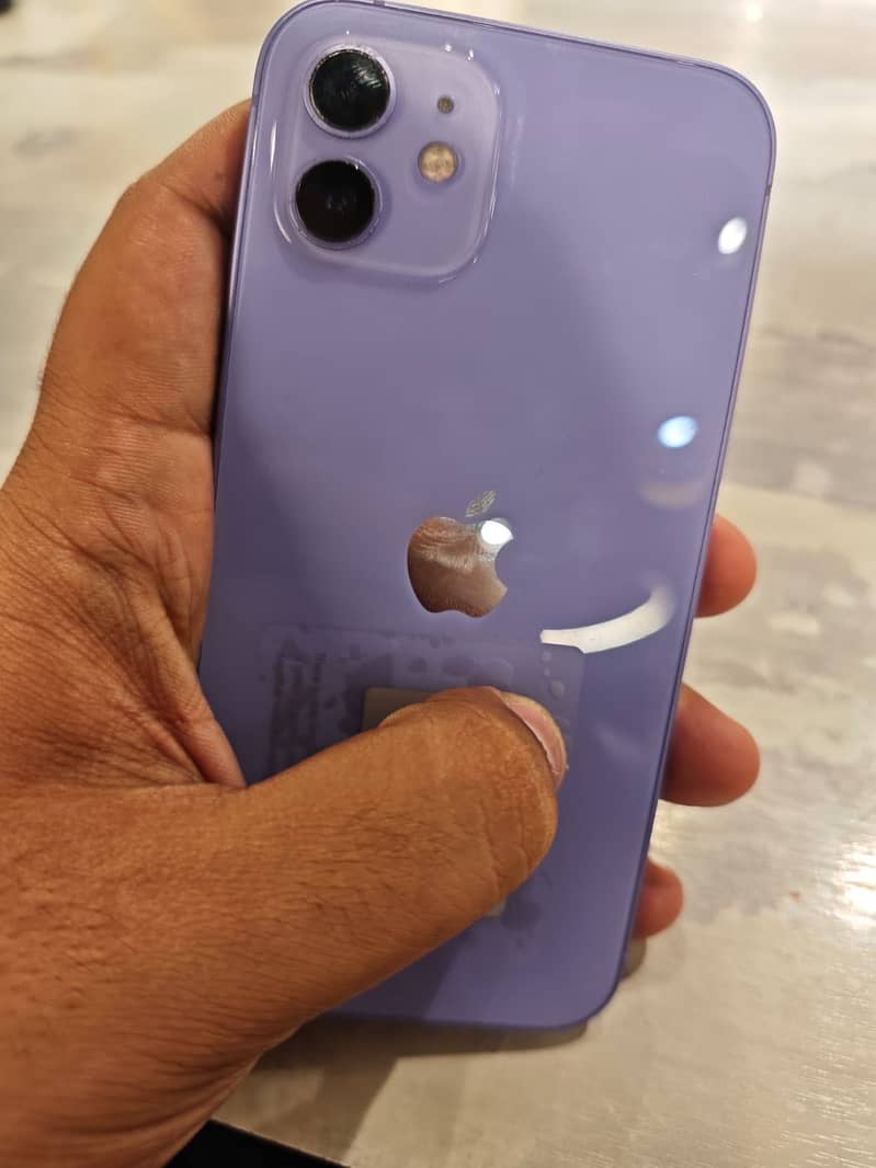 iPhone 12 2