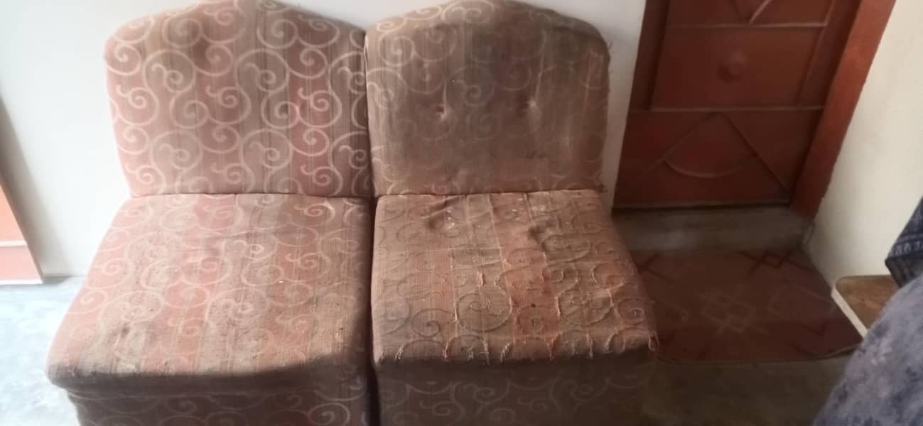 7 sofas L type corner and table 4