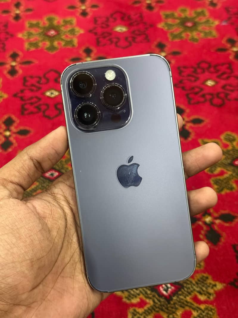 Apple iPhone 14 Pro 0