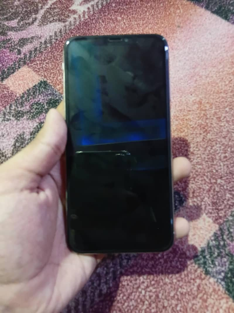 Apple iPhone XS Max 1