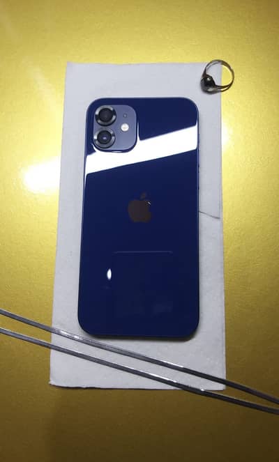 Apple iPhone 12  10 by 10 condition jv