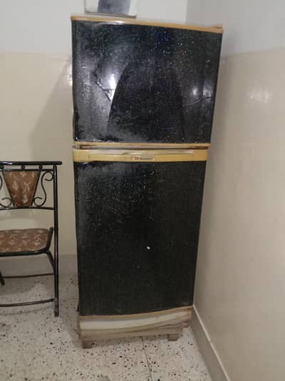 dowlens fridge normal condition