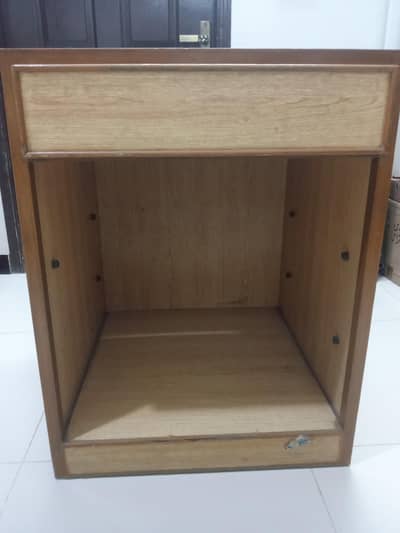 Multi Purpos Computer, Tv Trolley