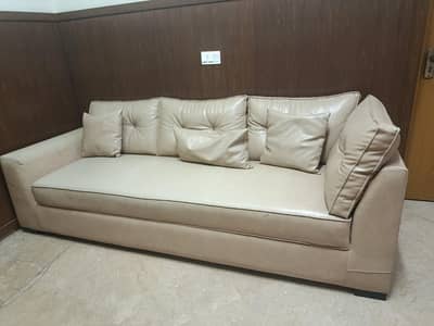 L shaped Sofa Set Available Perfect condition
