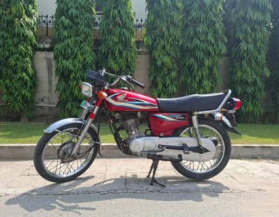 Honda CG 125 – 2015 Model | Red | 1st Owner