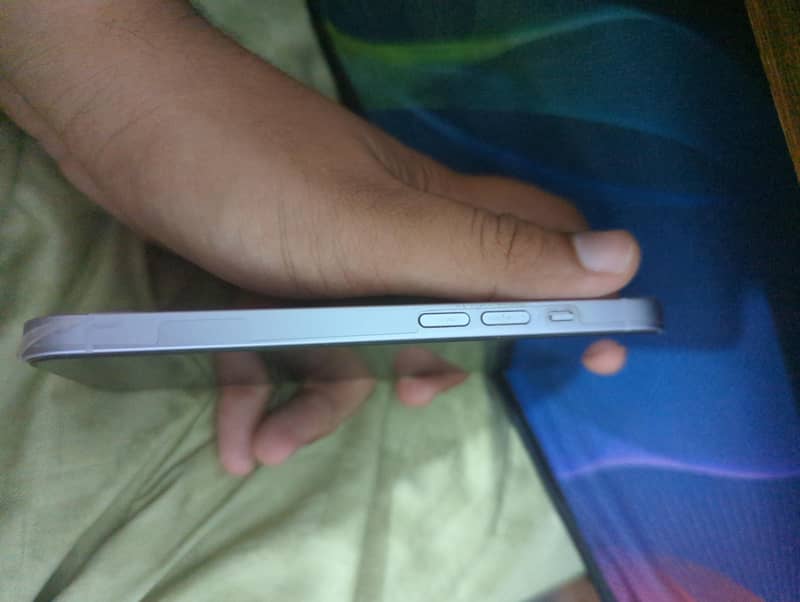 Apple iPhone 14 2