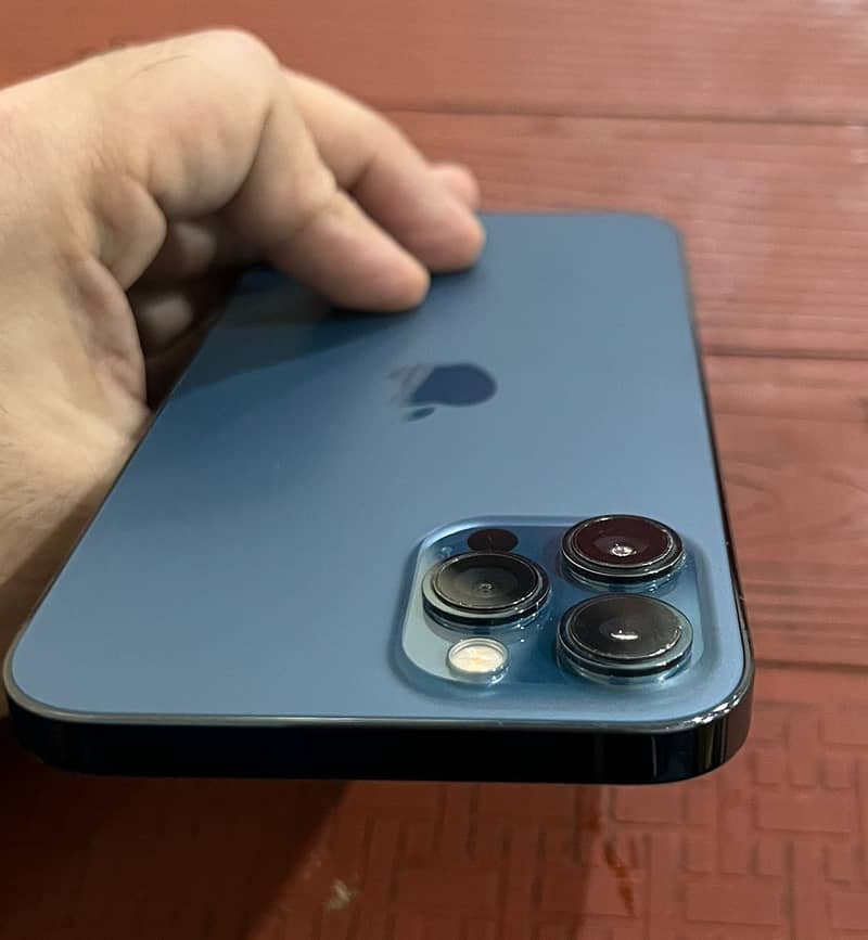 Apple iPhone 12 Pro Max 5