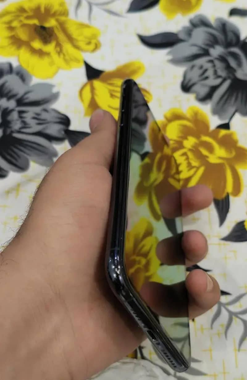 iPhone 11 Pro Max jV 2