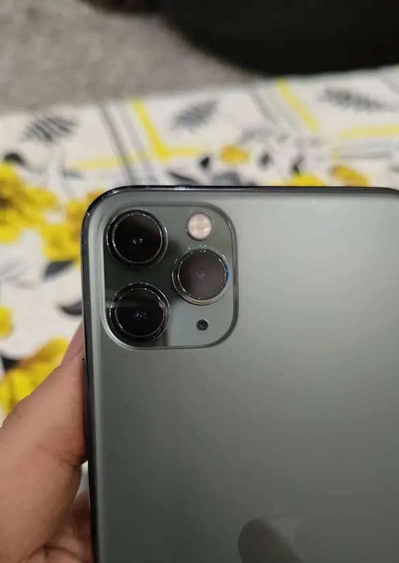 iPhone 11 Pro Max jV 4