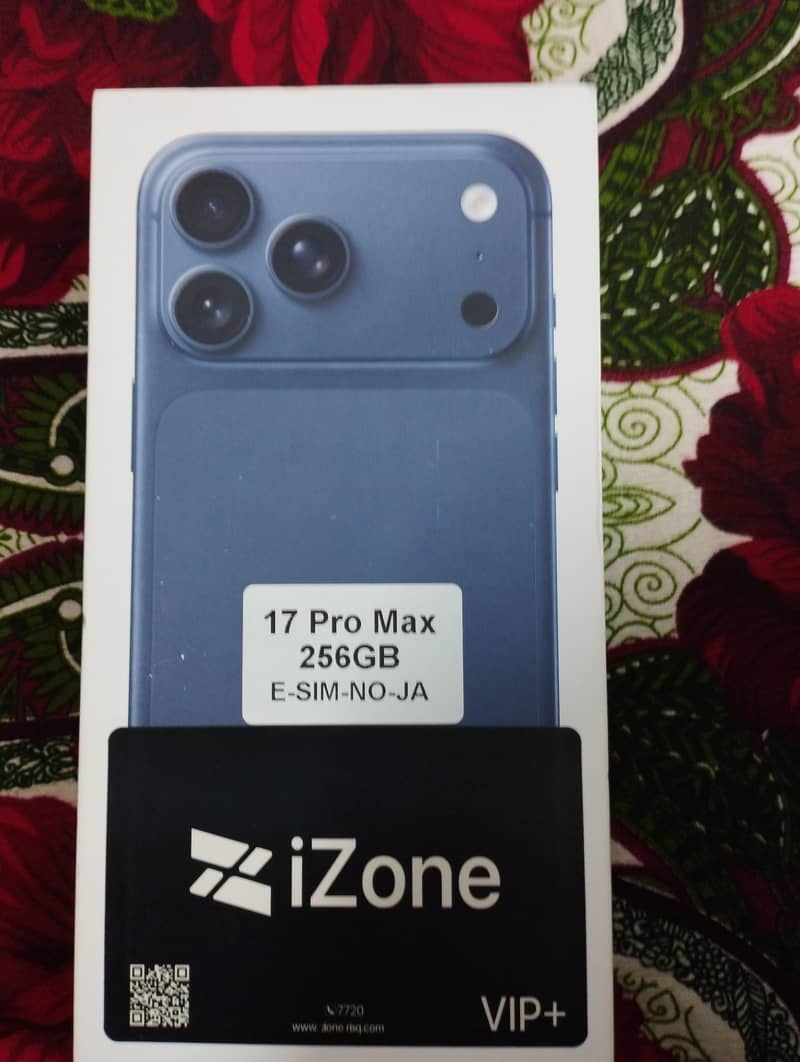 Apple iPhone 17 Pro Max 4