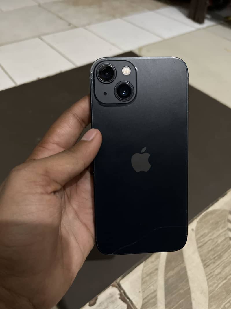 Apple iPhone 13 0