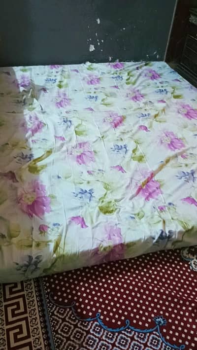 Double bed matresss