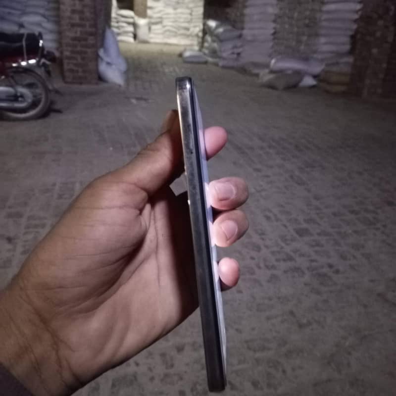 Infinix Note 30 5