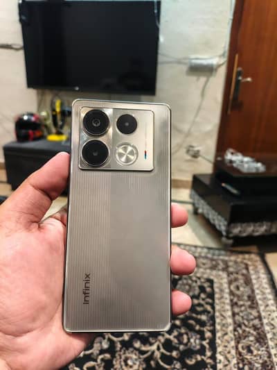 Infinix Note 40