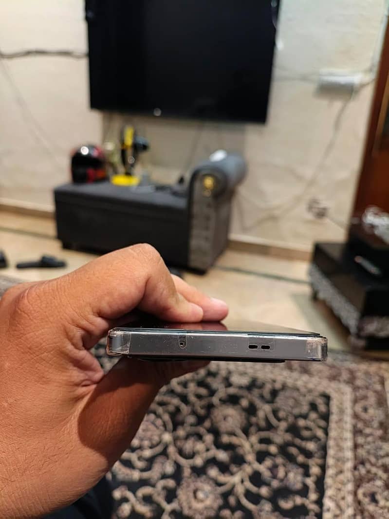 Infinix Note 40 5